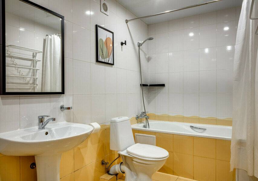 Фотографии номера 183 Апартаменты King Size с четырьмя спальнями и видом на море в Гостинице Фамилия Делюкс Гурзуф