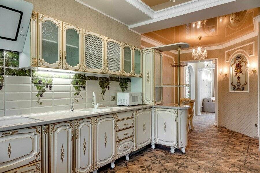 Фотографии номера Апартаменты с видом на море в Гостинице Фамилия Делюкс Гурзуф